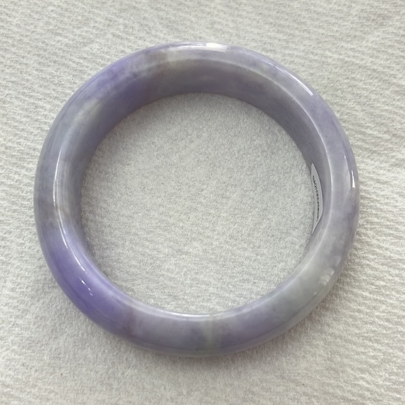 Natural Jadeite Jade Bangle - Picture 11 of 13